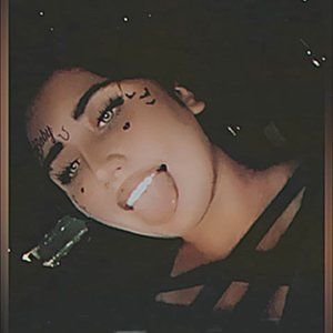 Meet your Posher, Innacencia